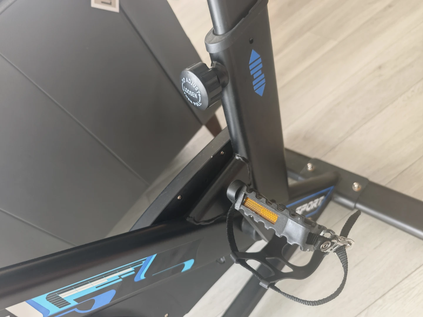 Spin Bike Exercise Bike - photo 3