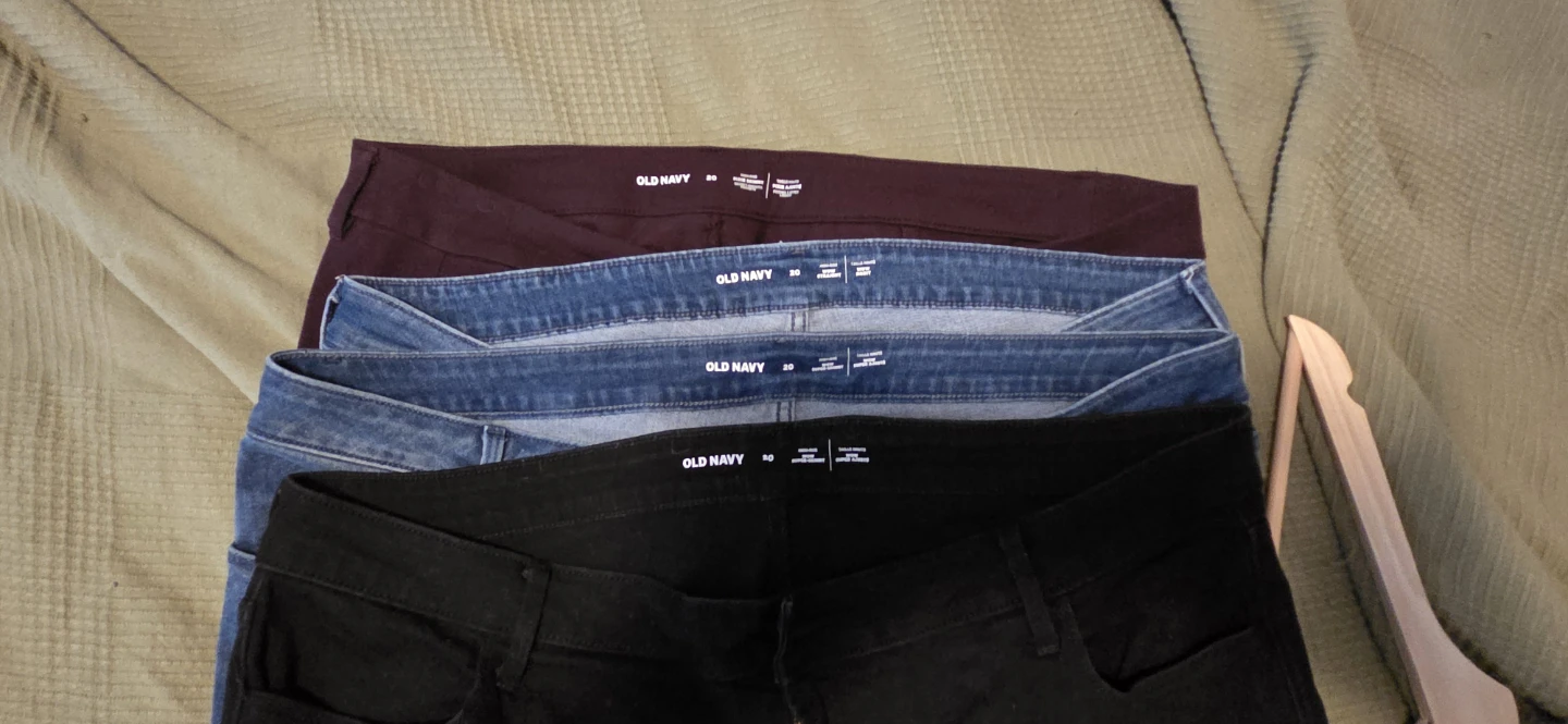 Lot of 4 Pairs Women's Plus Size Old Navy Pants - Size 20