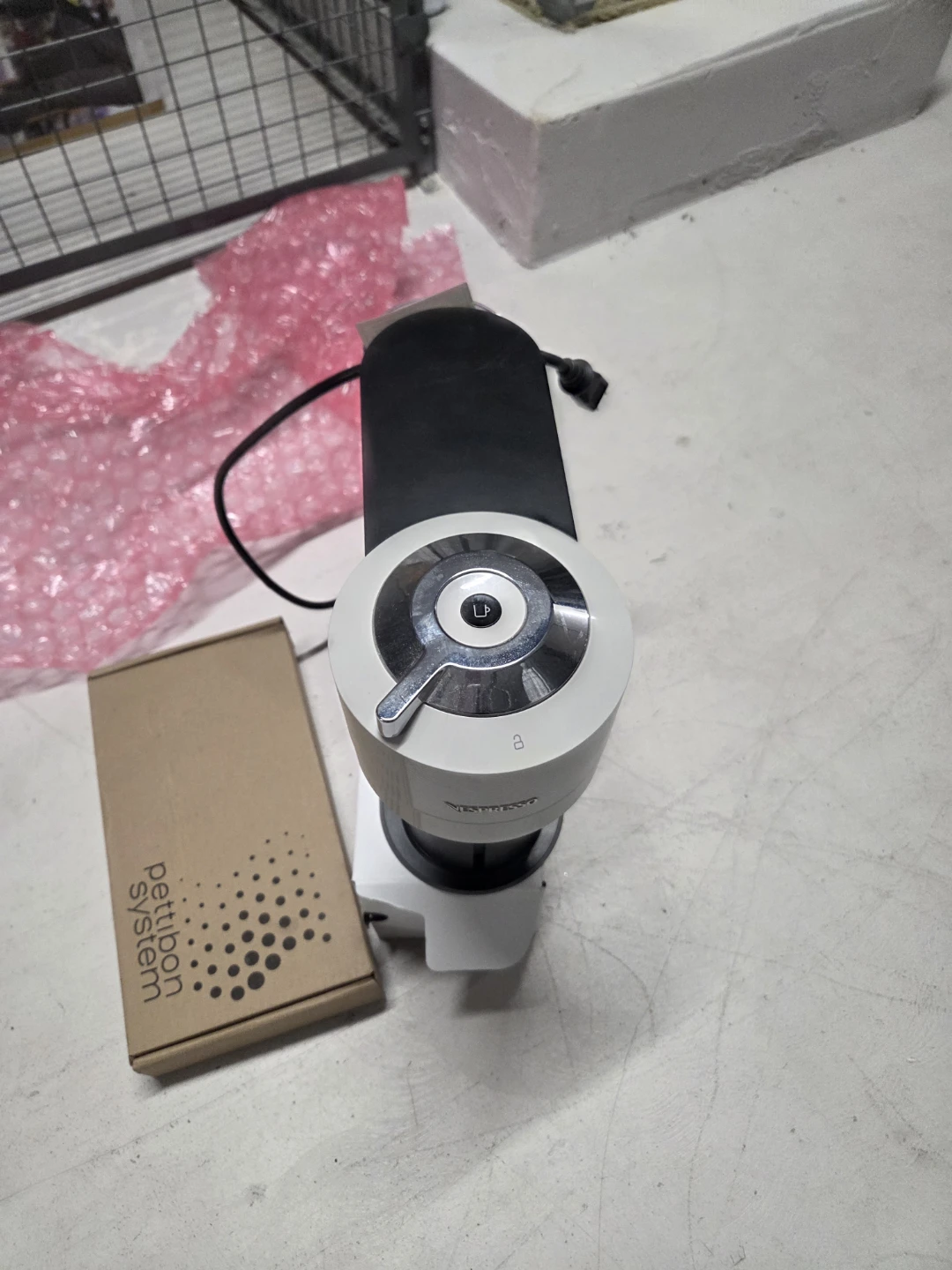 Nespresso VertuoPlus Coffee Machine - photo 2