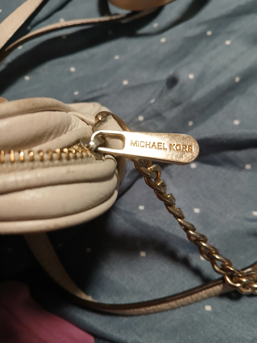 Michael Kors White Leather Camera Bag - photo 3