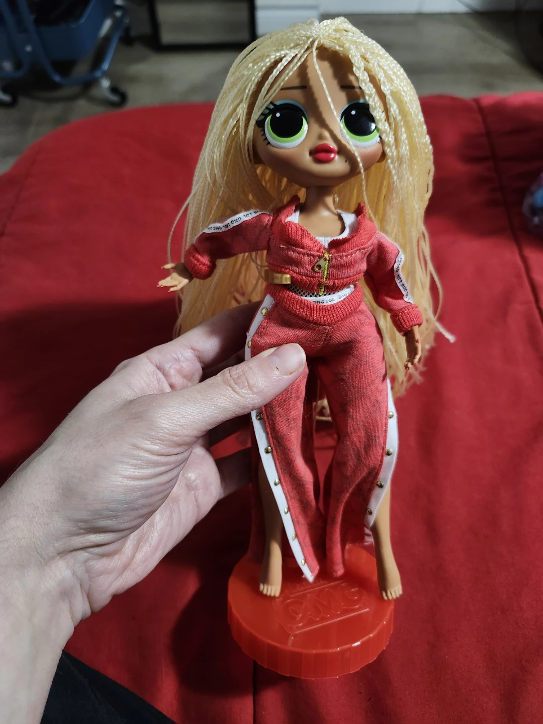 $15 lol omg swag doll and stand