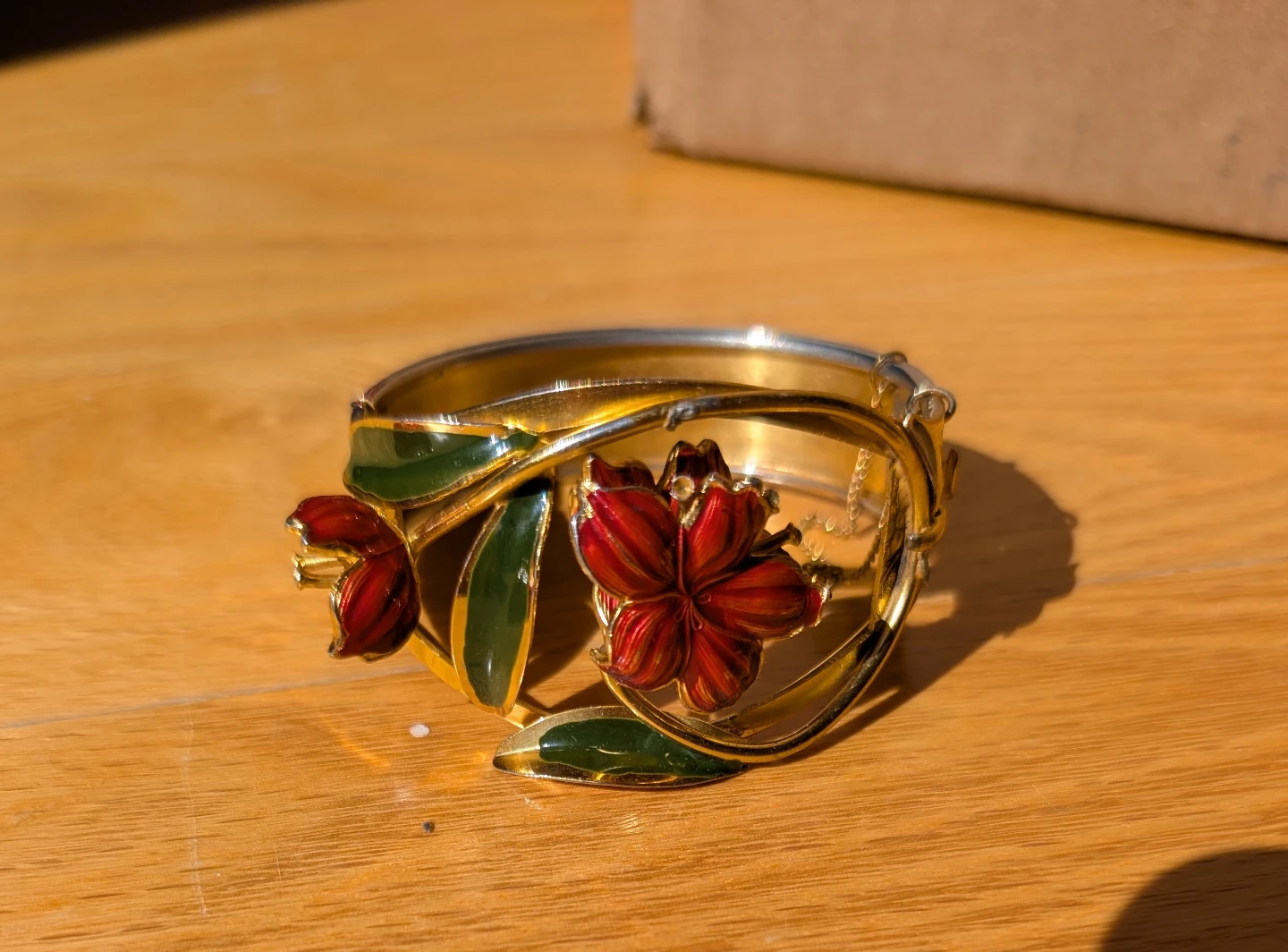 Vintage Gold Toned Floral Bangle