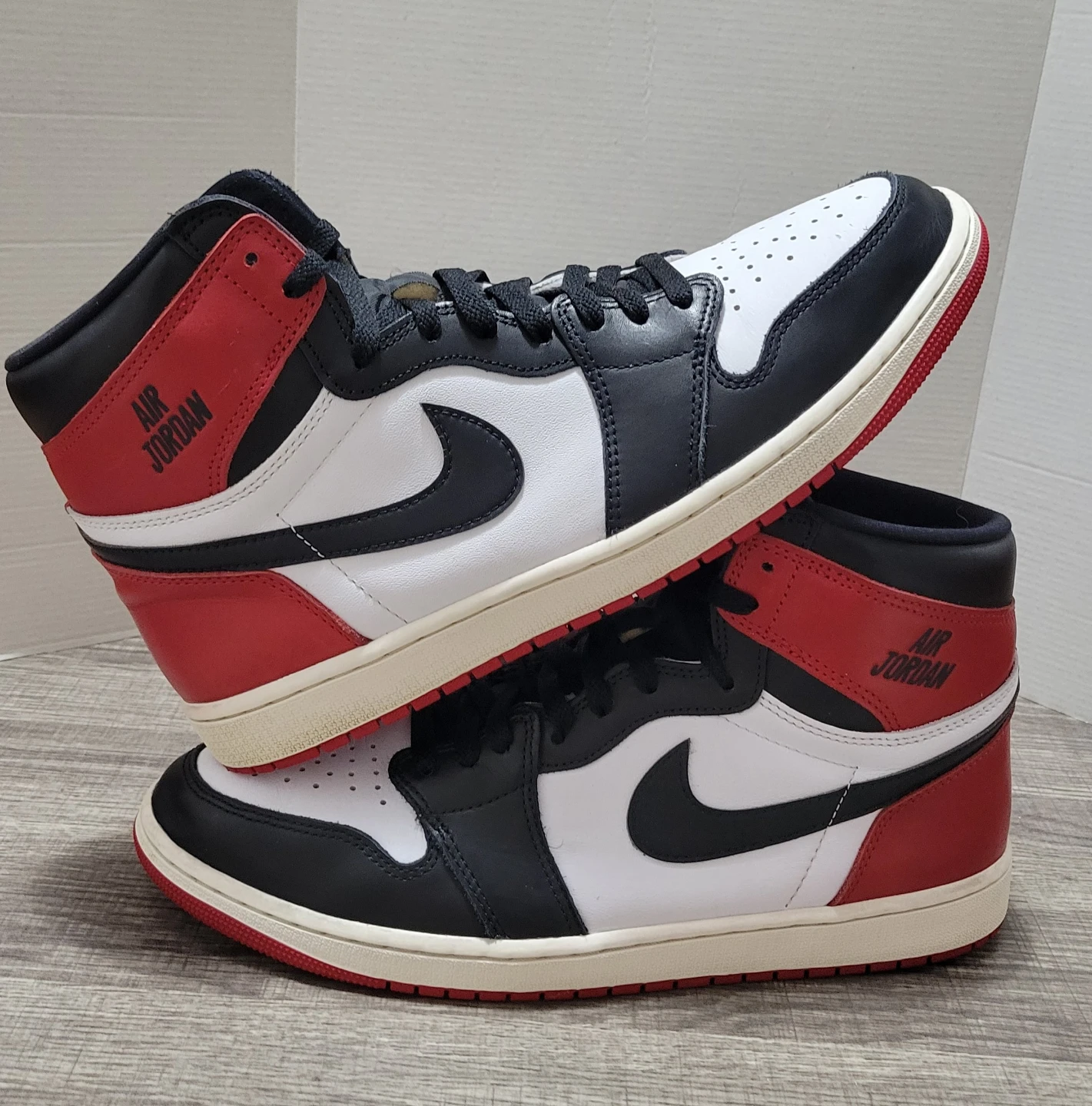Air Jordan 1 High OG "Chicago" Men's Shoes Size 12 - photo 2