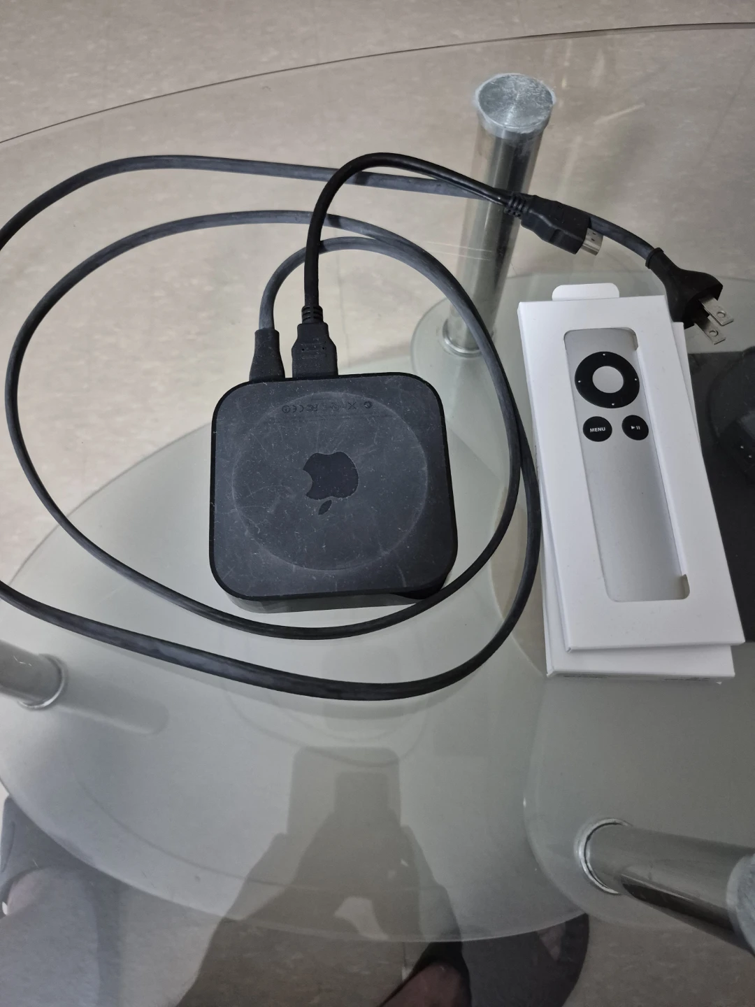 Apple TV HD with Remote - photo 2