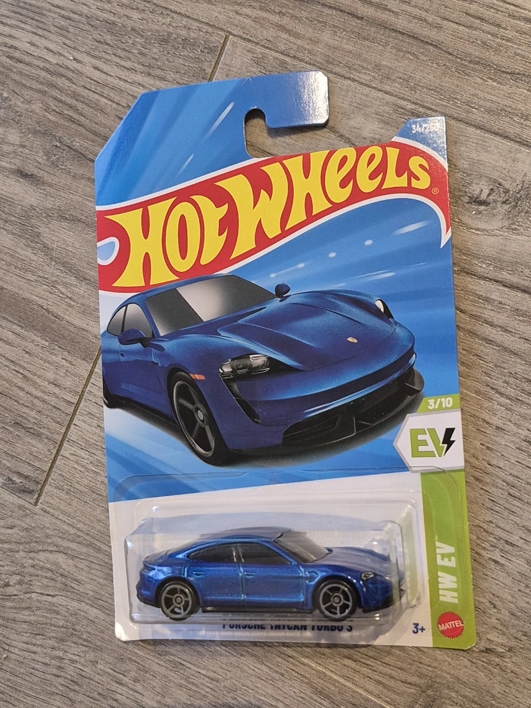 Hot Wheels Porsche Taycan Turbo S