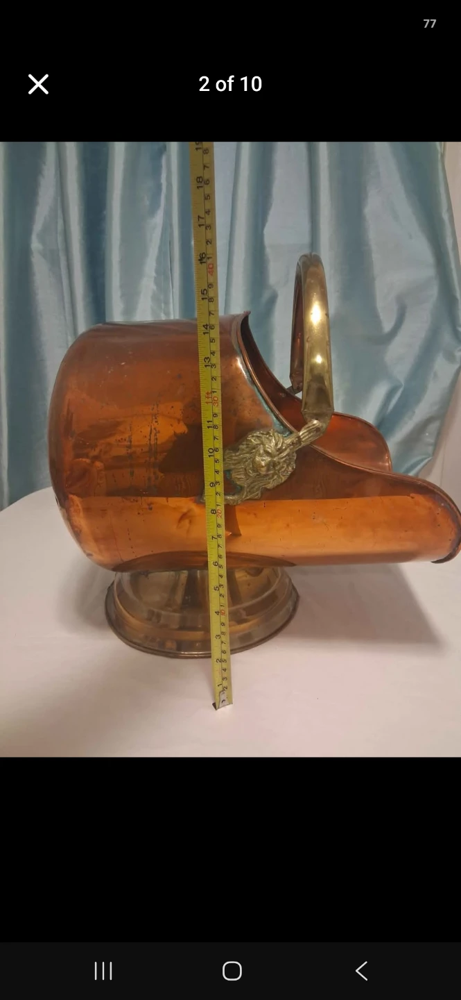 Vintage Copper Coal Scuttle with Lion Detail