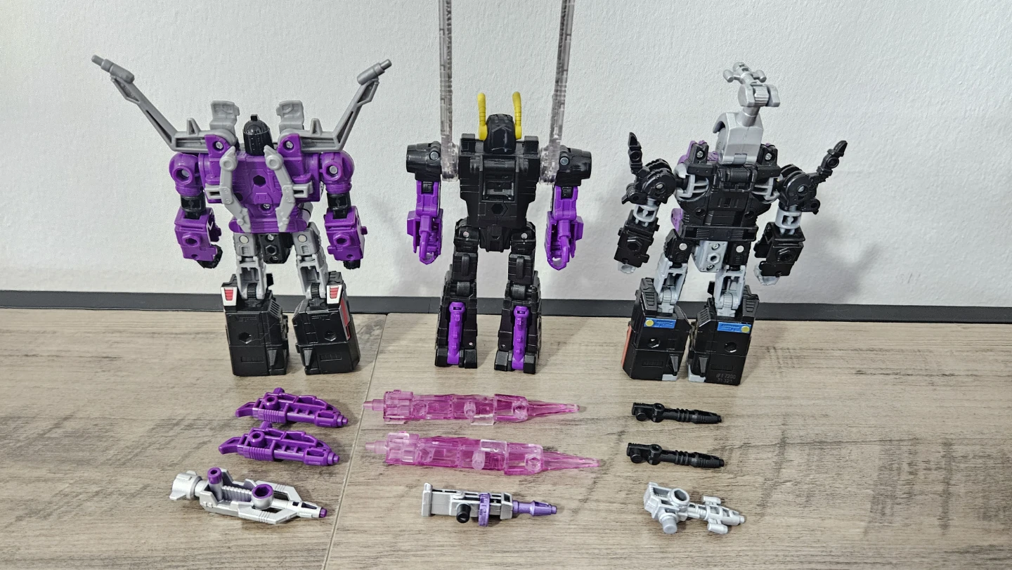 Transformers Legacy Insecticons Kickback, Bombshell, Shrapnel - photo 2