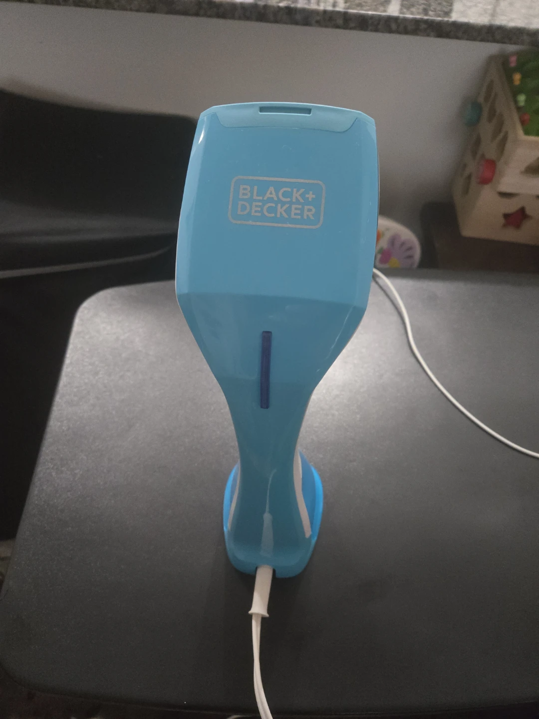Black + Decker Handheld Steamer