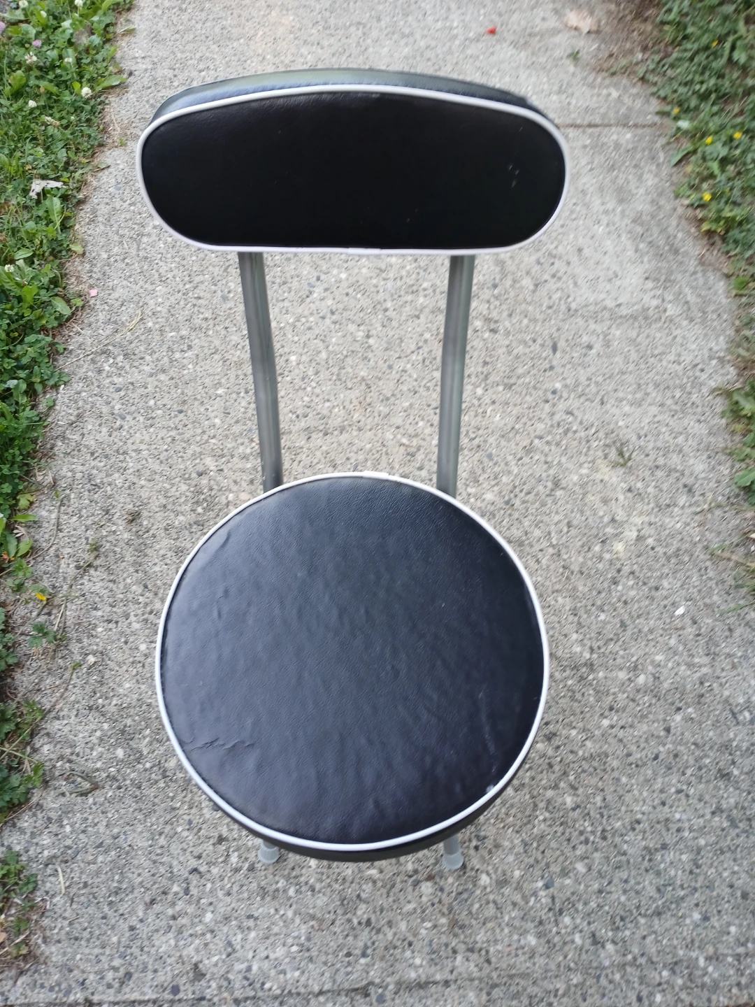 Black Padded Stool with Backrest - photo 3