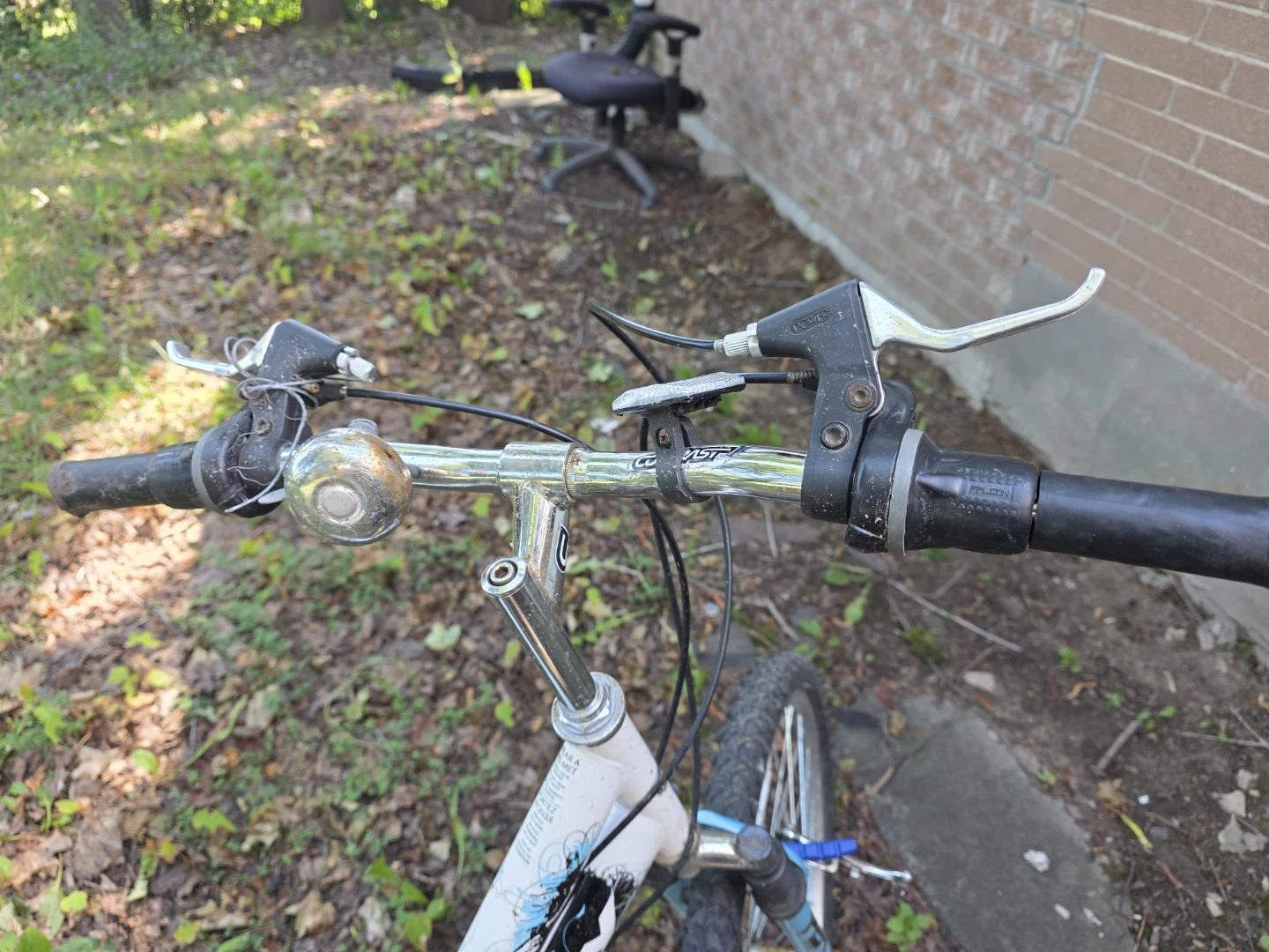 Huffy Mountain Bike - photo 3