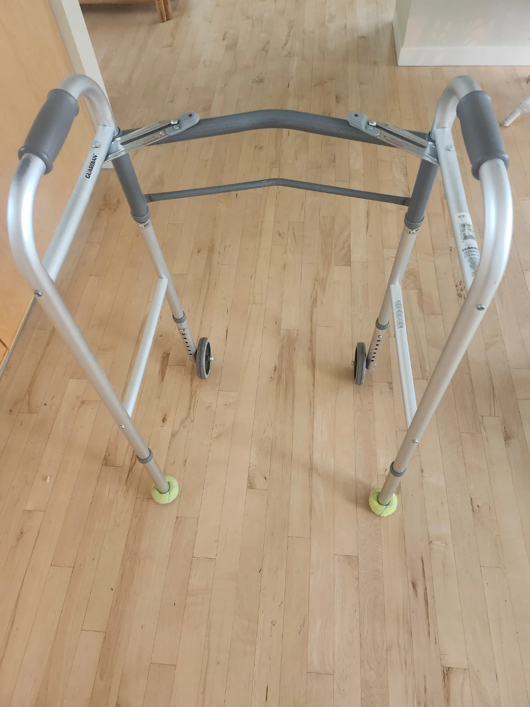 Senior adjustable walker - photo 2
