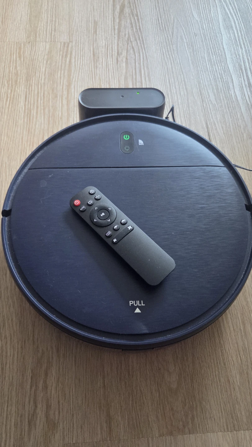 Robot Vacuum Cleaner with Remote and Charging Dock