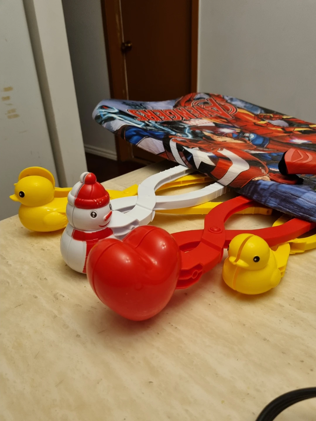 Sled + snowball makers - photo 2