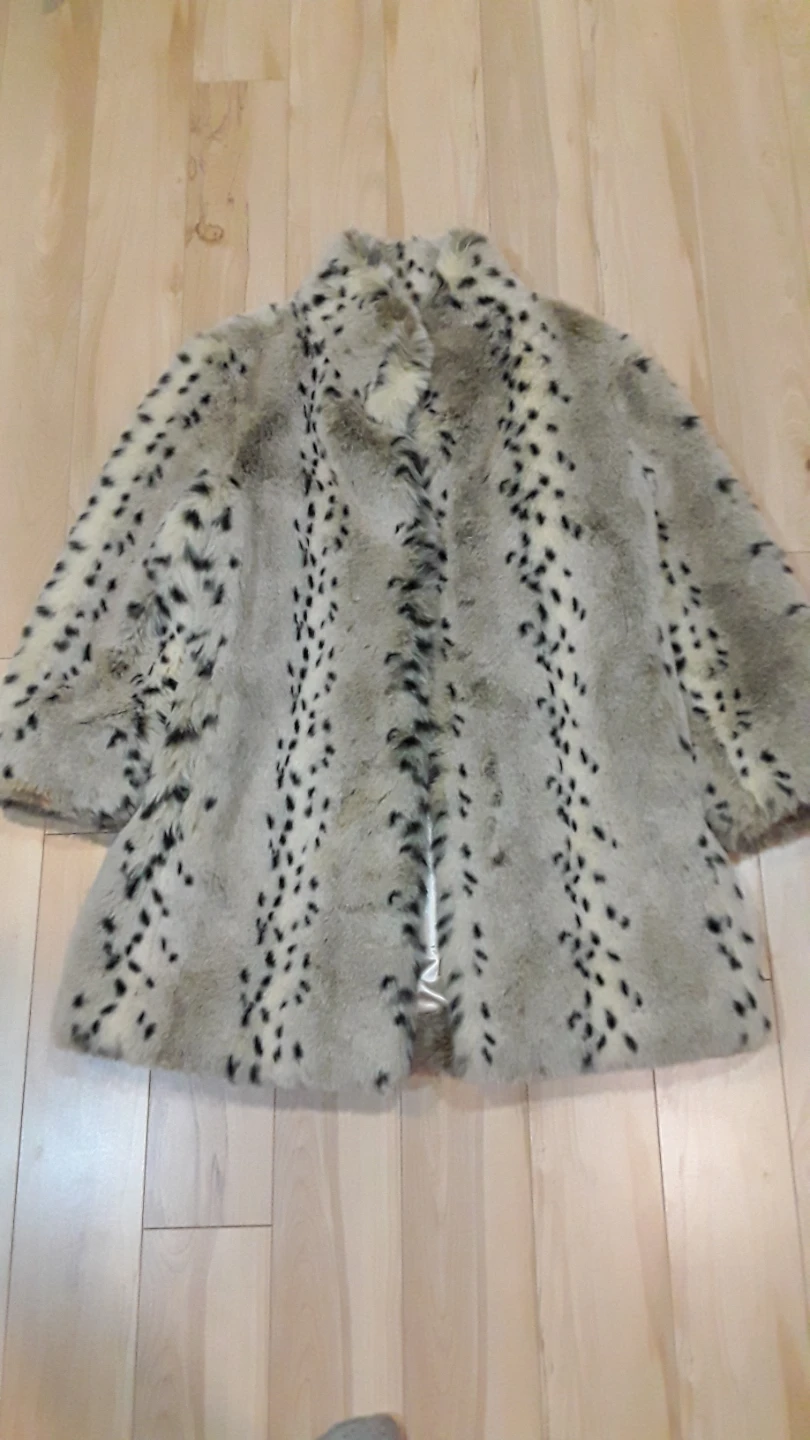 Laura Petires Faux Fur Leopard Print Coat