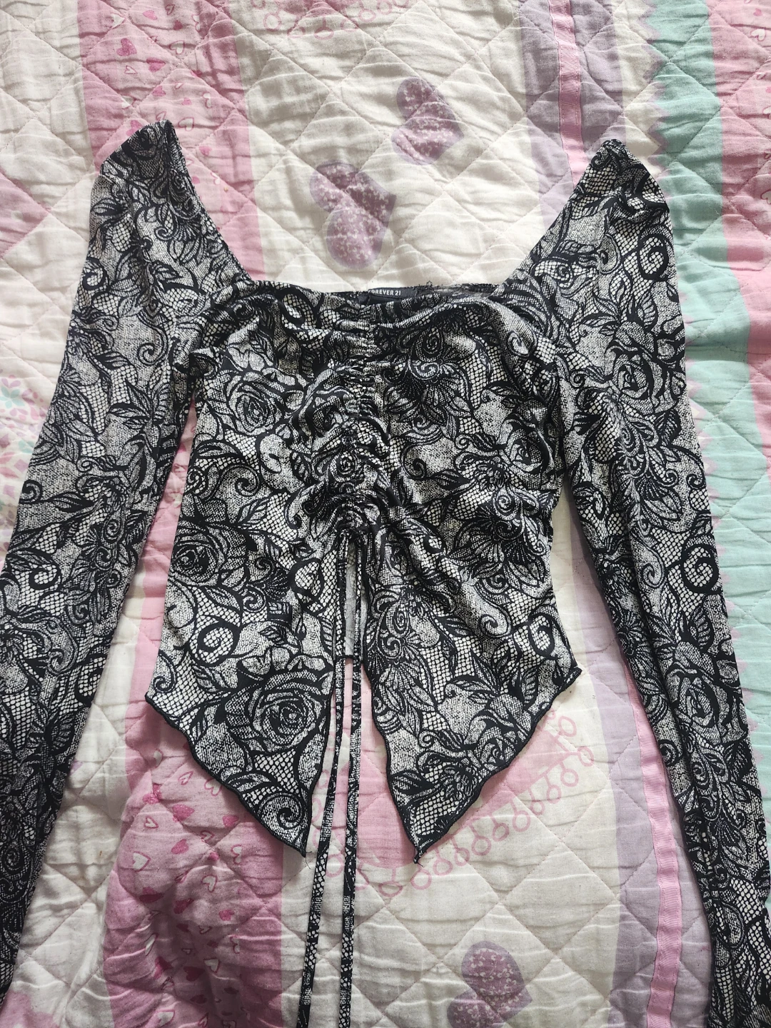 Forever 21 Long Sleeve Alternative Top