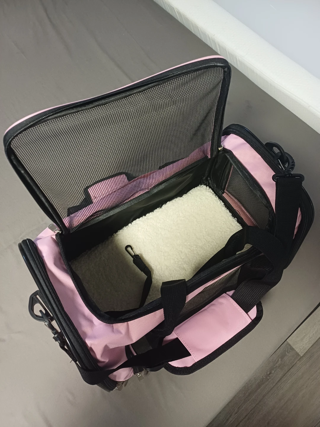 Pink Soft-Sided Pet Carrier - photo 2