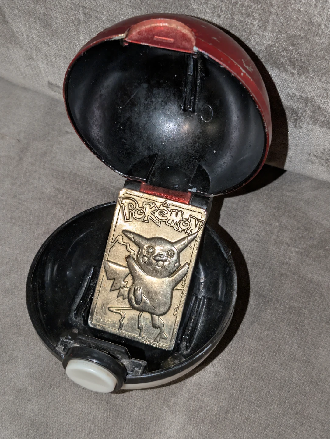 Vintage 1999 BK Pokémon Pikachu 23K Gold-Plated Card
