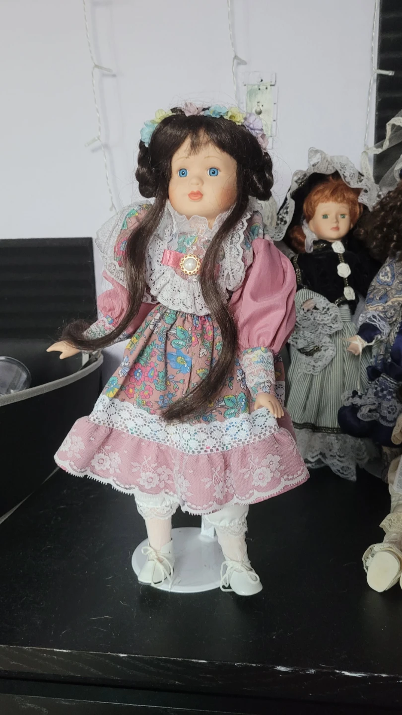 Collection of Porcelain Dolls - photo 2