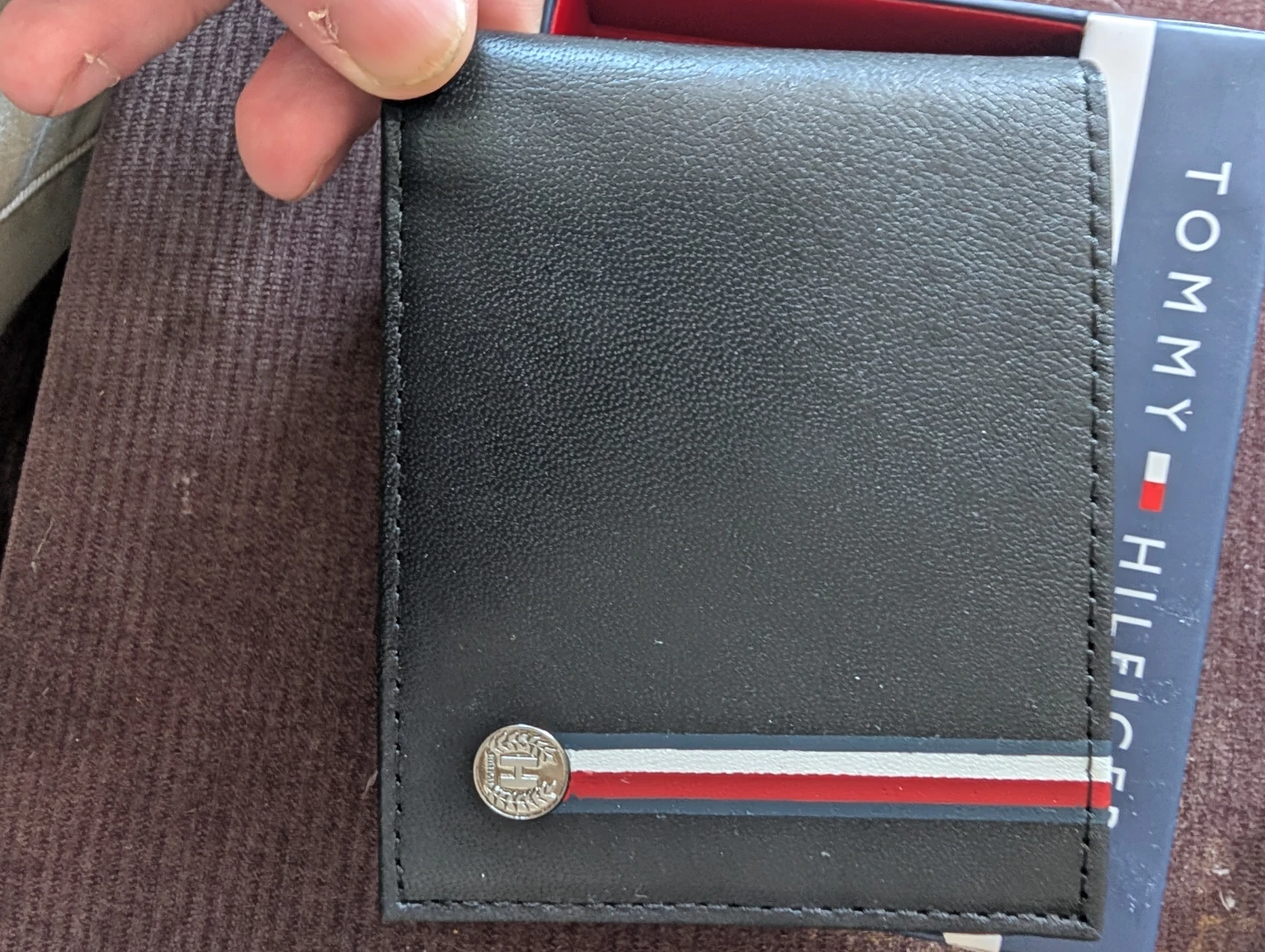 Tommy Hilfiger Men's Bifold Wallet - Black