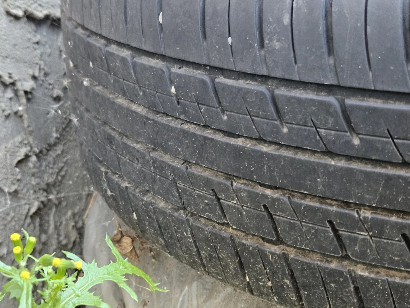 Goodyear Tires 185/60R15 - photo 2