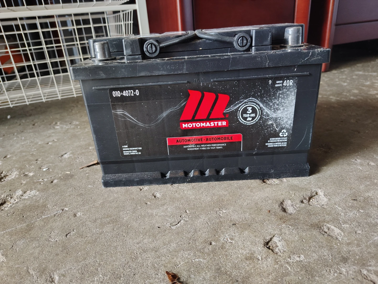 Motomaster 40R Automotive Battery