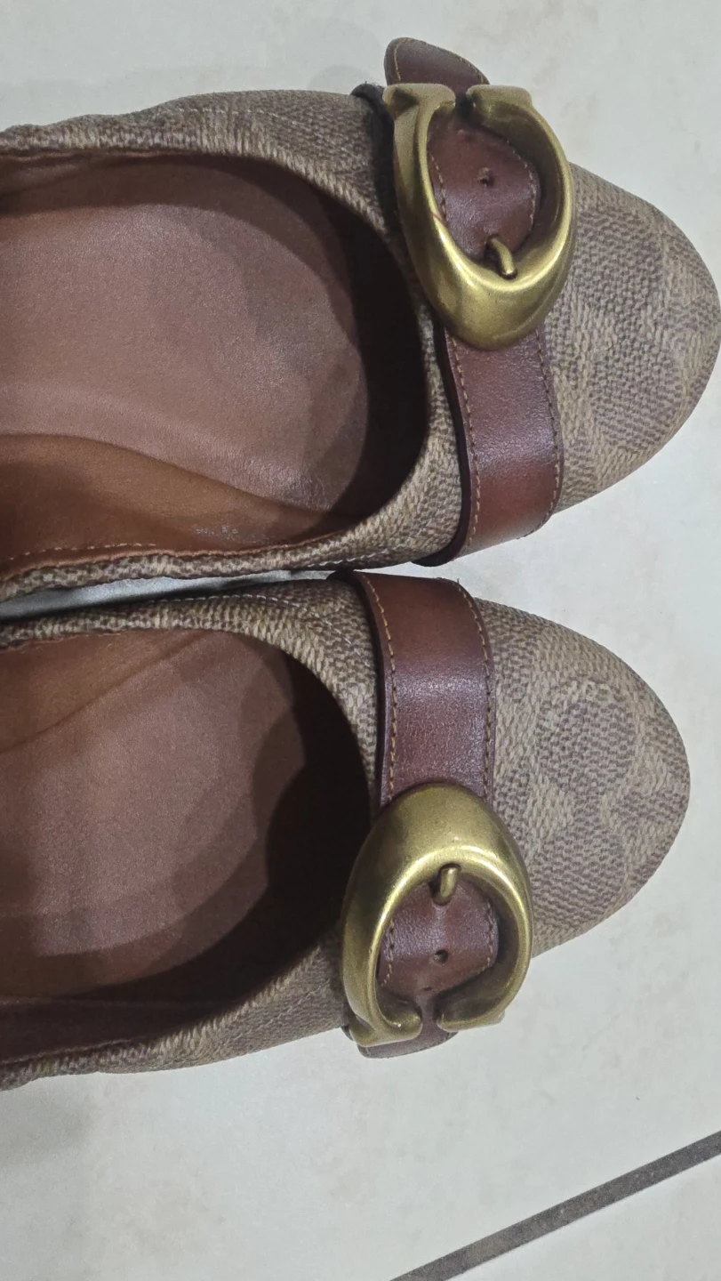COACH Women's Ballet Flats size 6 - photo 3