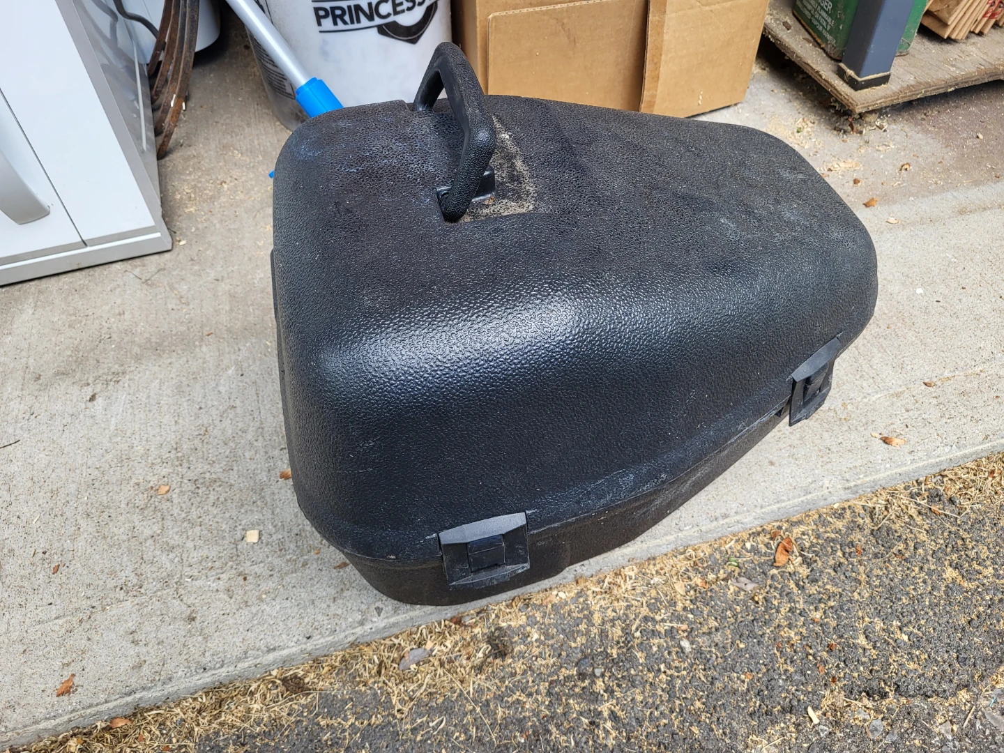 Plastic Chainsaw Carrying Case