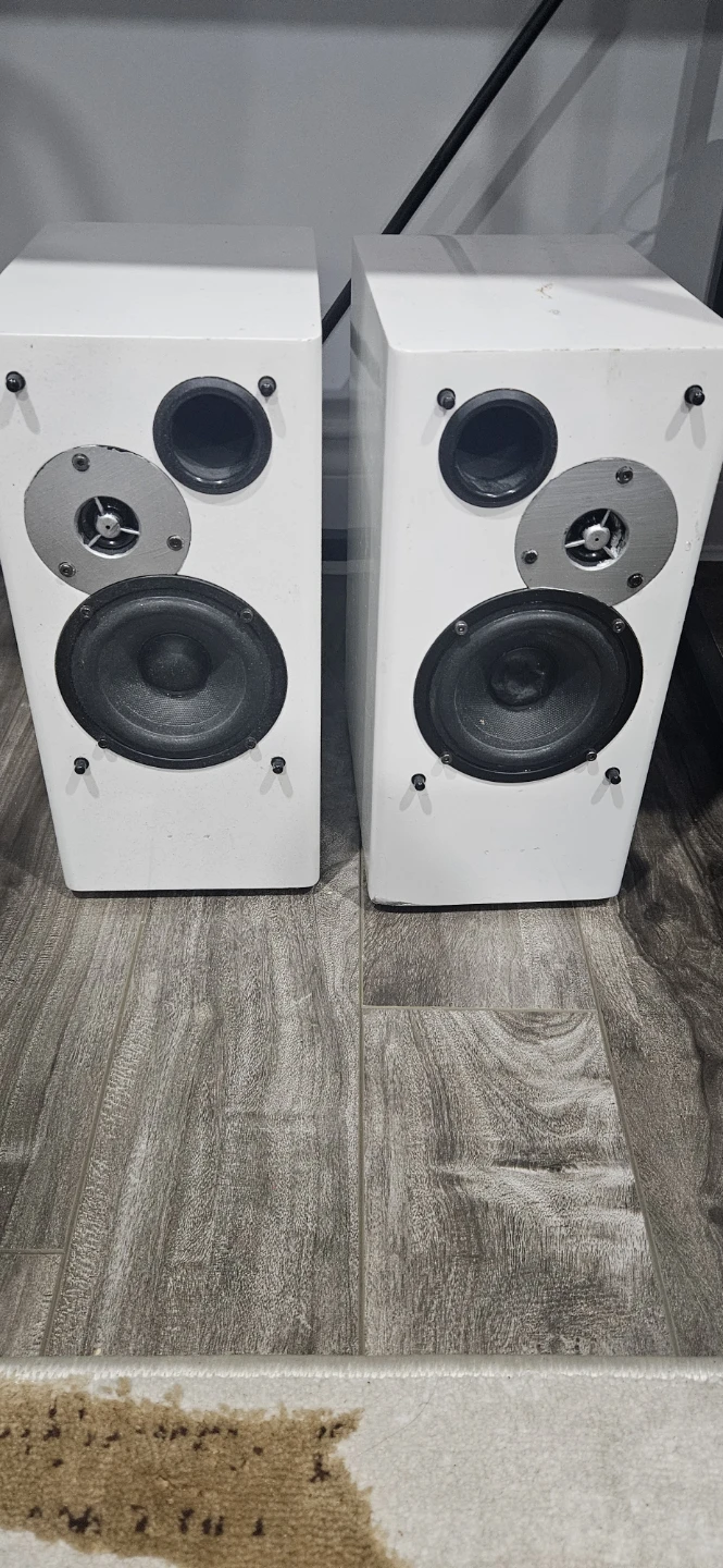 Centrios Bookshelf Speakers
