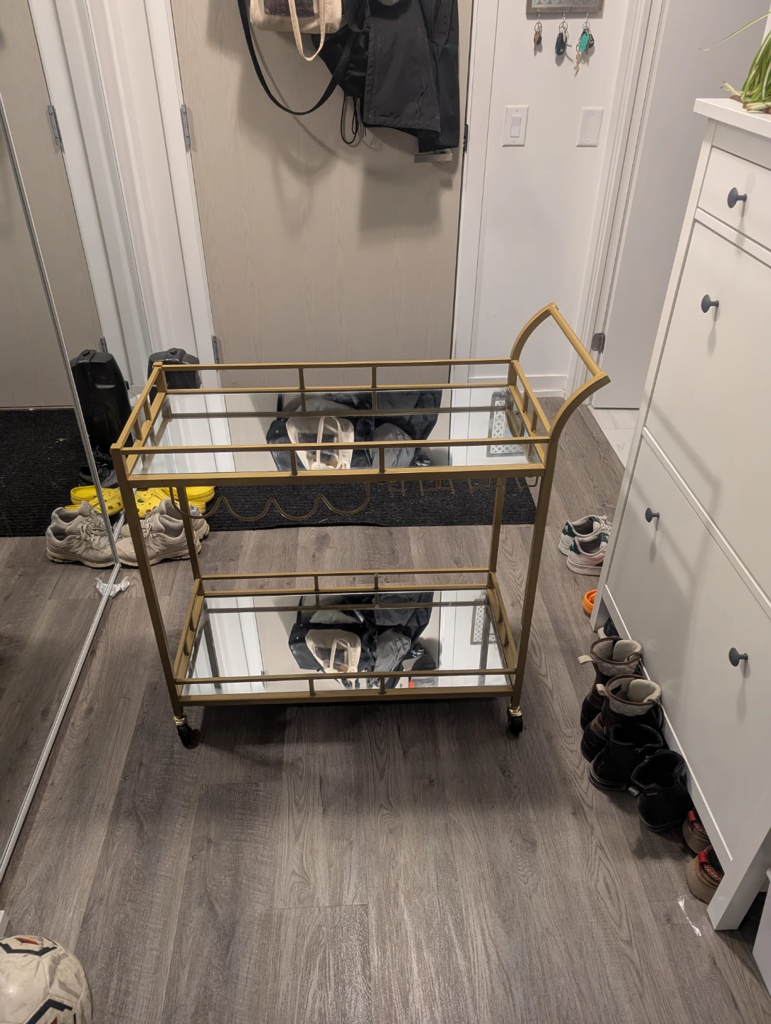 Home bar serving cart (gold, mirrored)