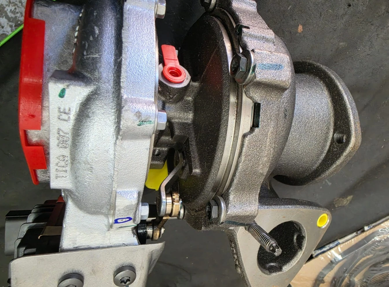 Ford Turbocharger Assembly - photo 3
