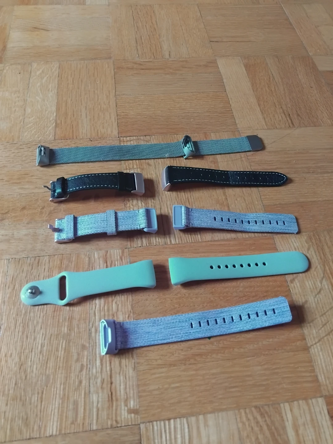 Fitbit Charge 4 Advanced Fitness Tracker + GPS - photo 4