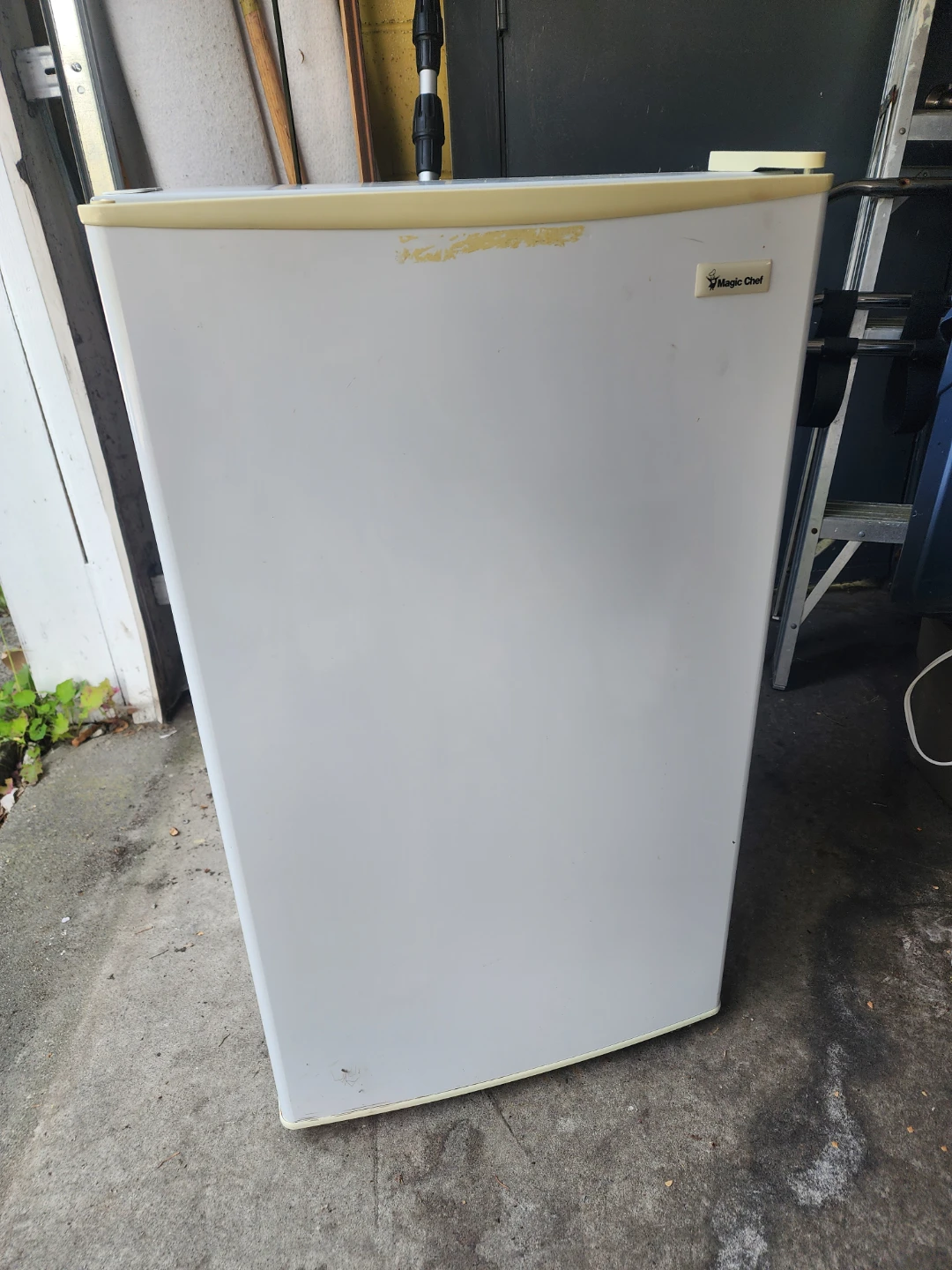 Magic Chef Compact Refrigerator