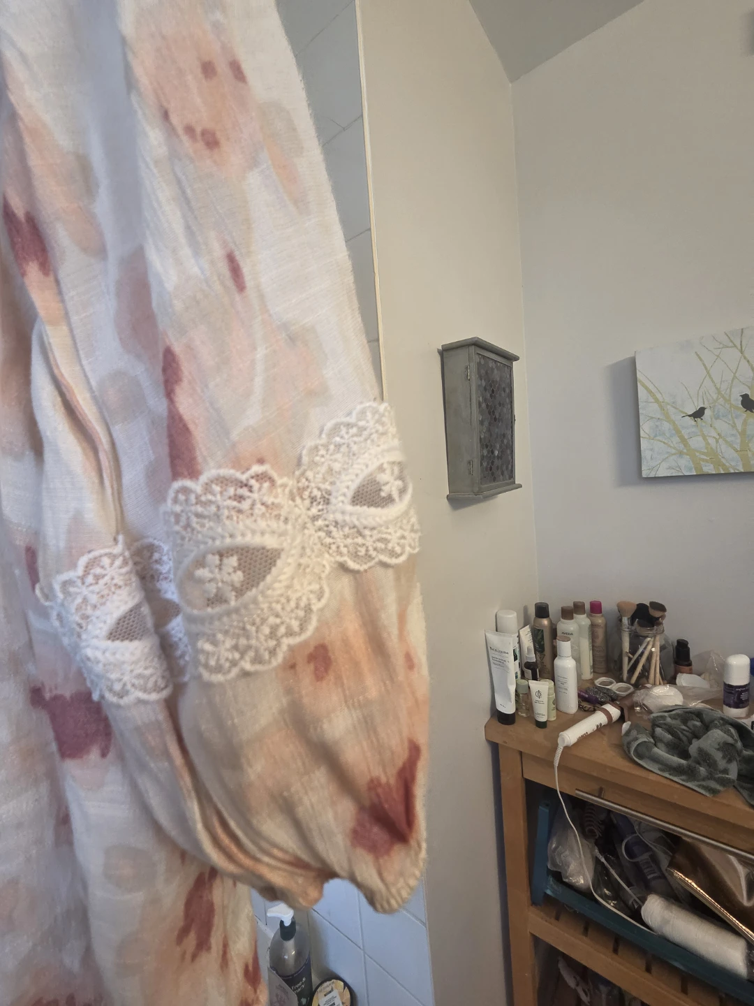 White & Pink Floral Blouse with Lace Accents - photo 2