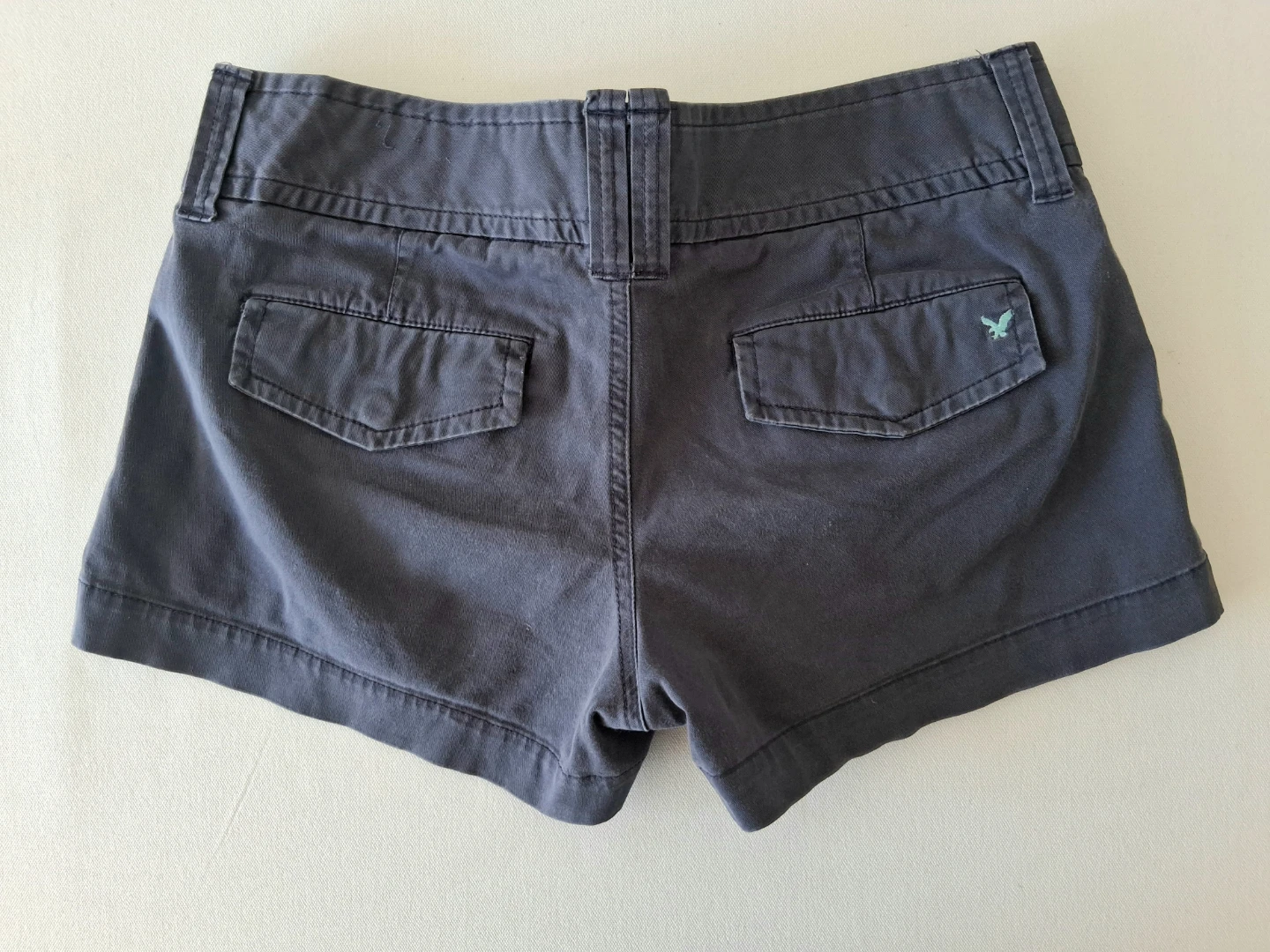 AMERICAN EAGLE Shorts, Women Sz 2 - photo 3