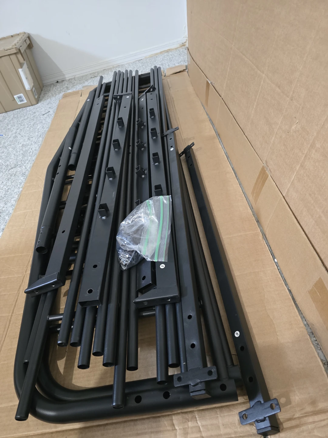 Queen metal Bed frame - photo 3
