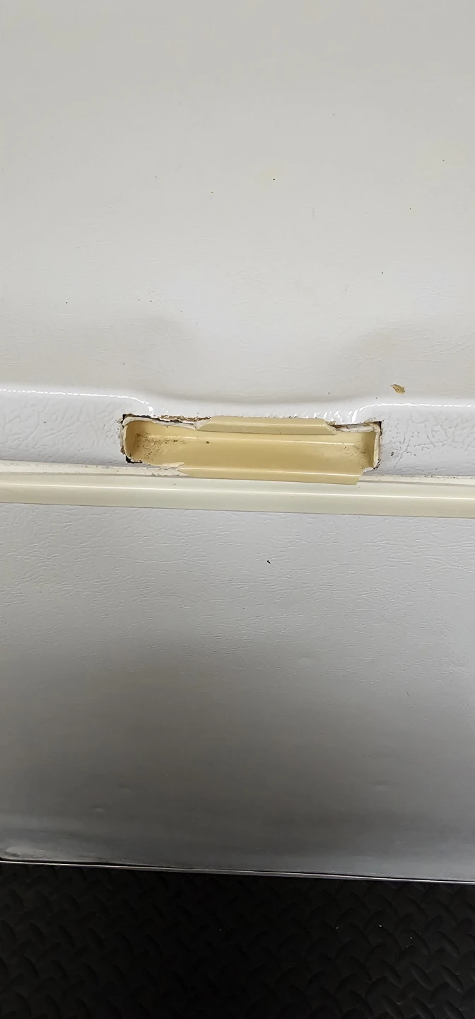 Kenmore White Chest Freezer - photo 3