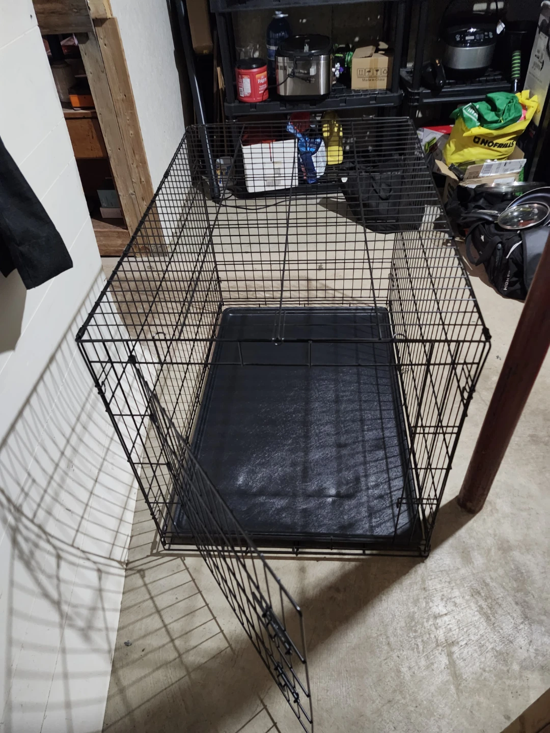 Black Wire Dog Crate with Tray