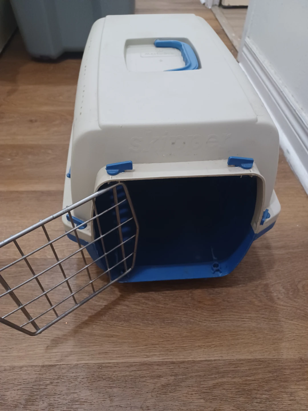 cat/dog carrier