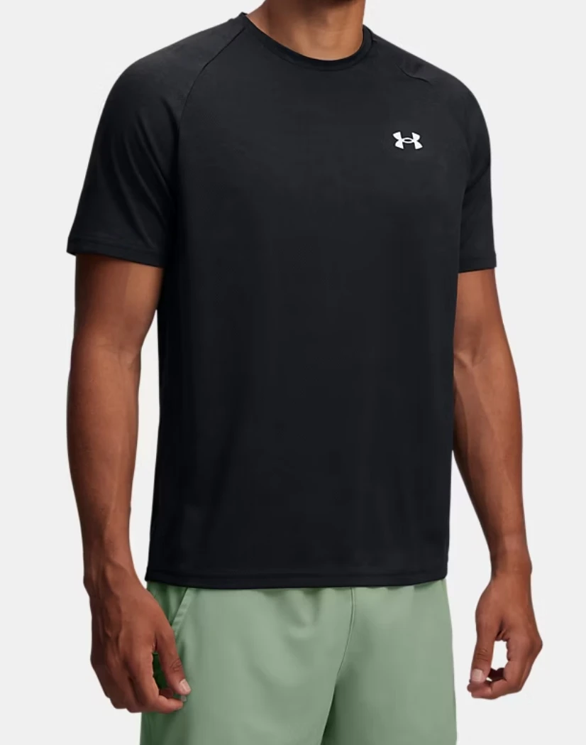 Under Armour T-shirt (L)