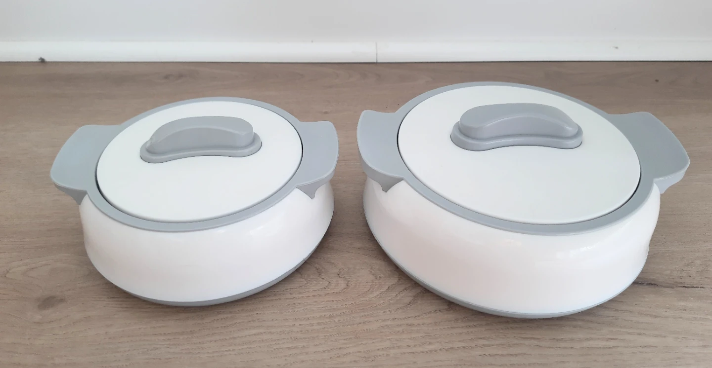 Set of 2 Insulated Casserole Dishes