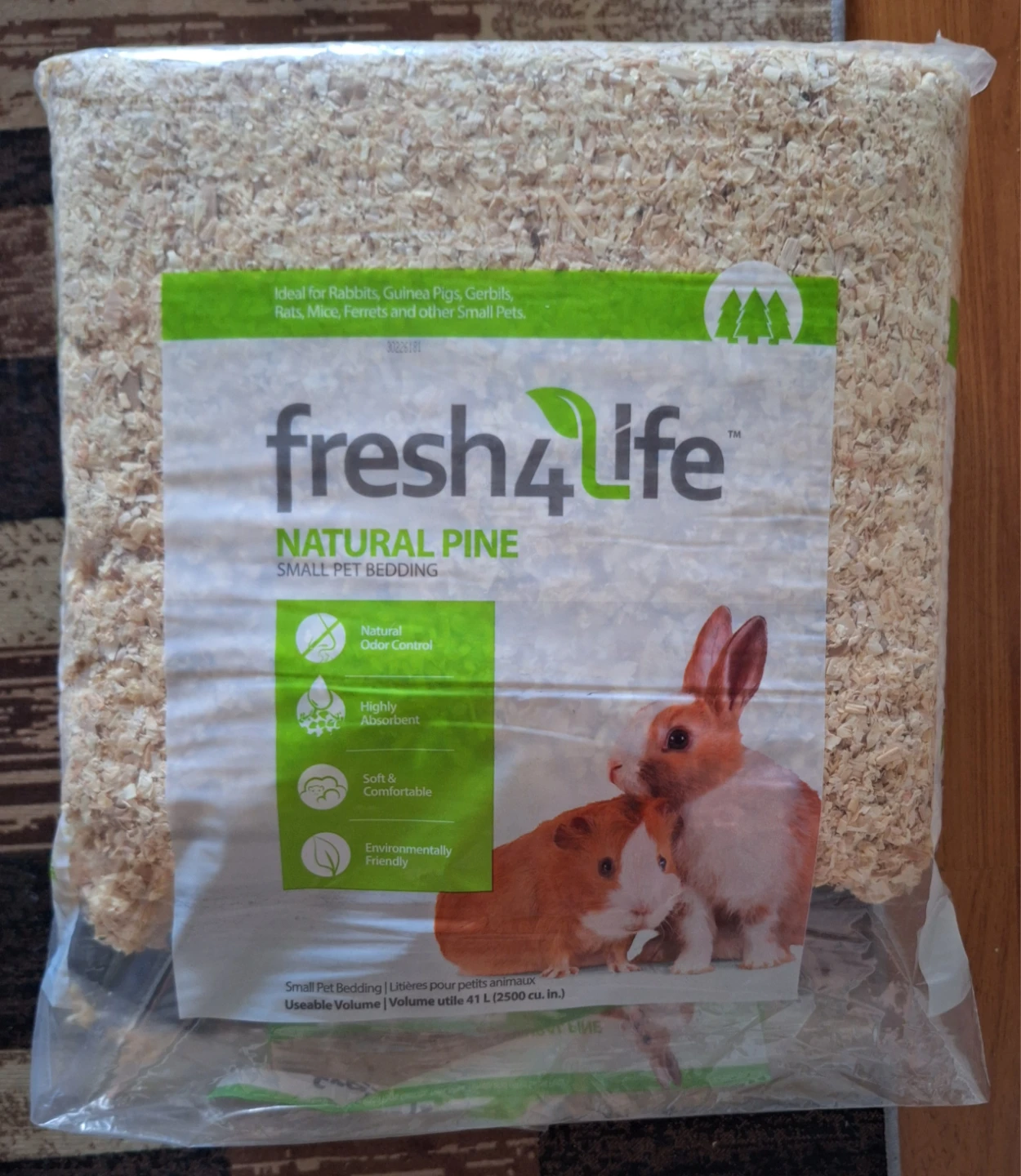 Fresh4Life Natural Pine Small Pet Bedding 41L