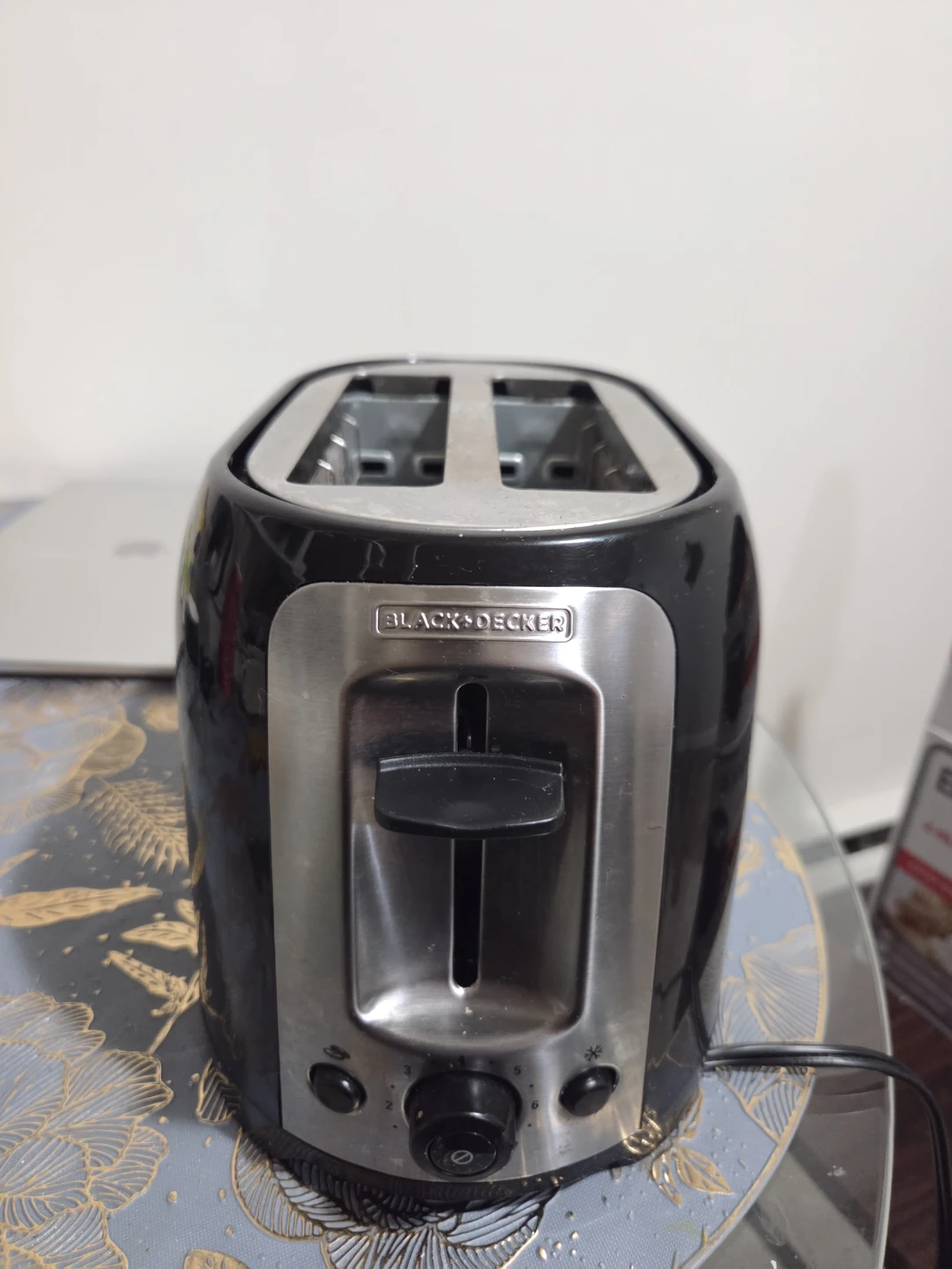 Black+Decker 2-Slice Toaster - photo 2