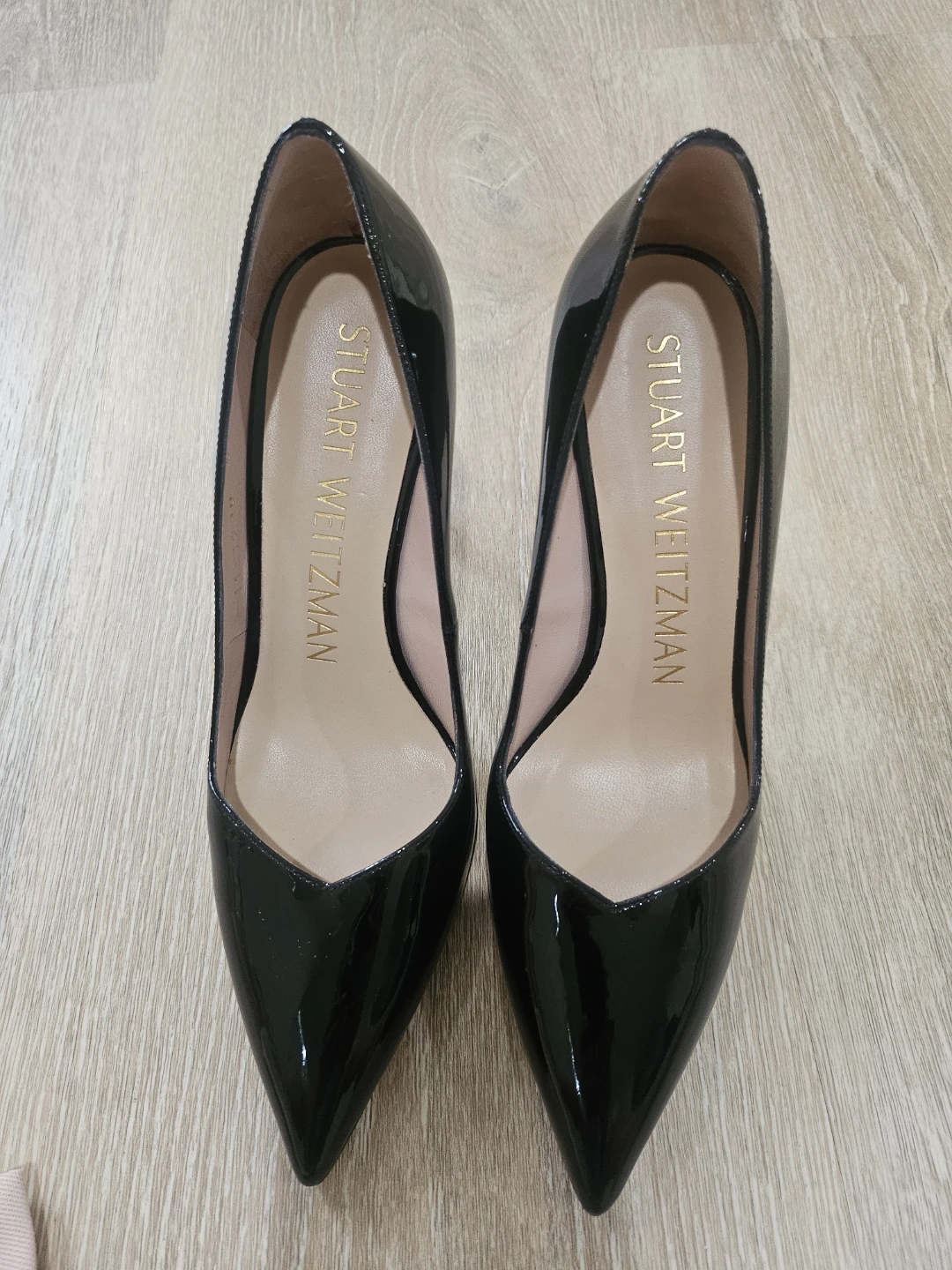 Stuart Weitzman Black Patent Leather Pointed-Toe Heels - photo 2