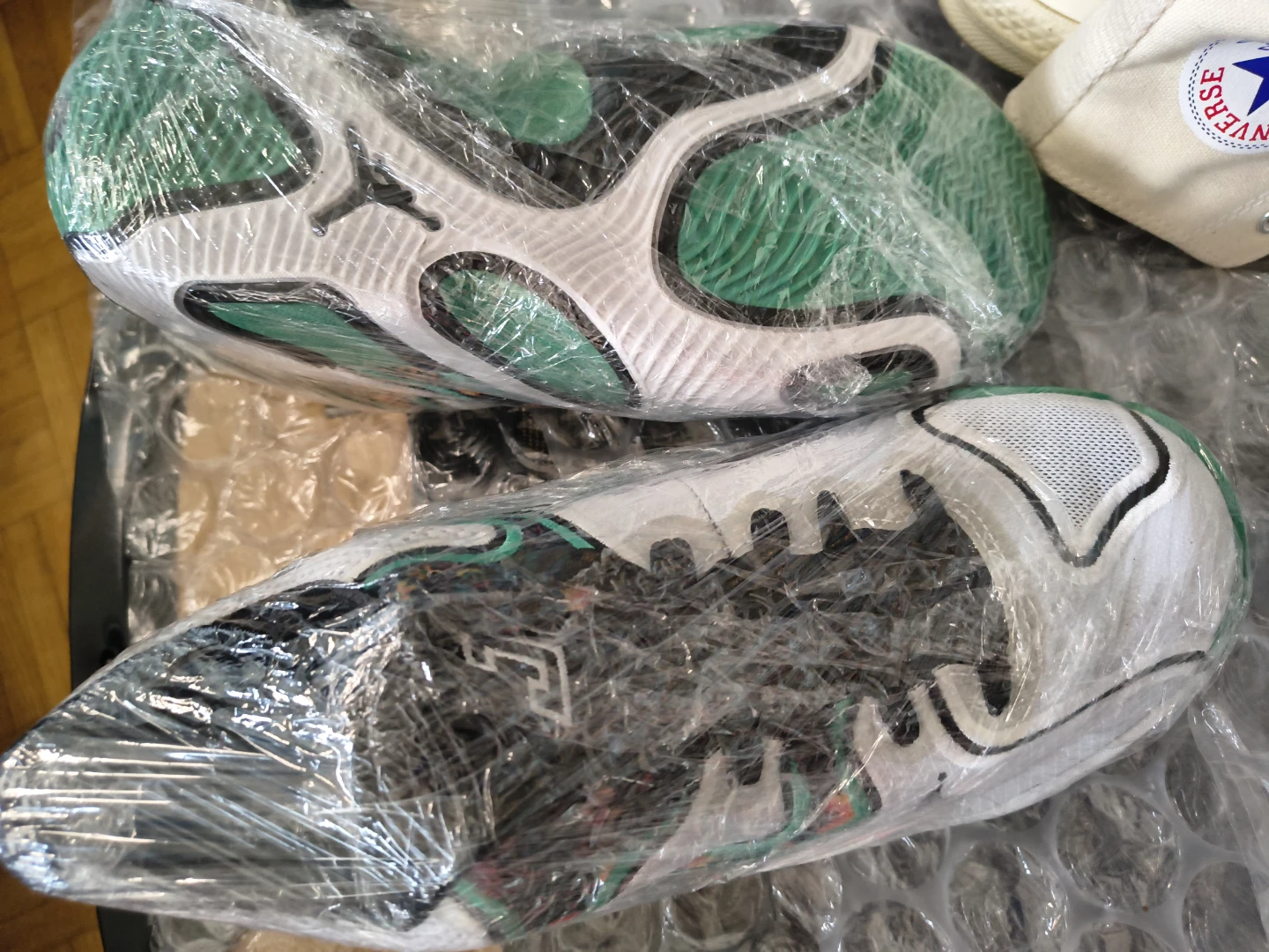 Jordan Kids Sneakers - photo 3