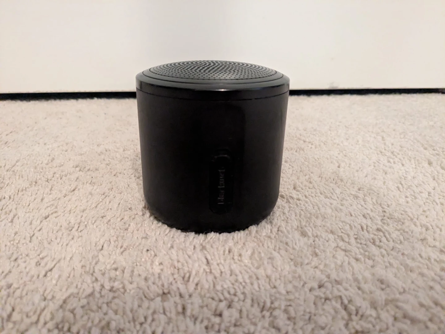 Pebble Bluetooth Speaker