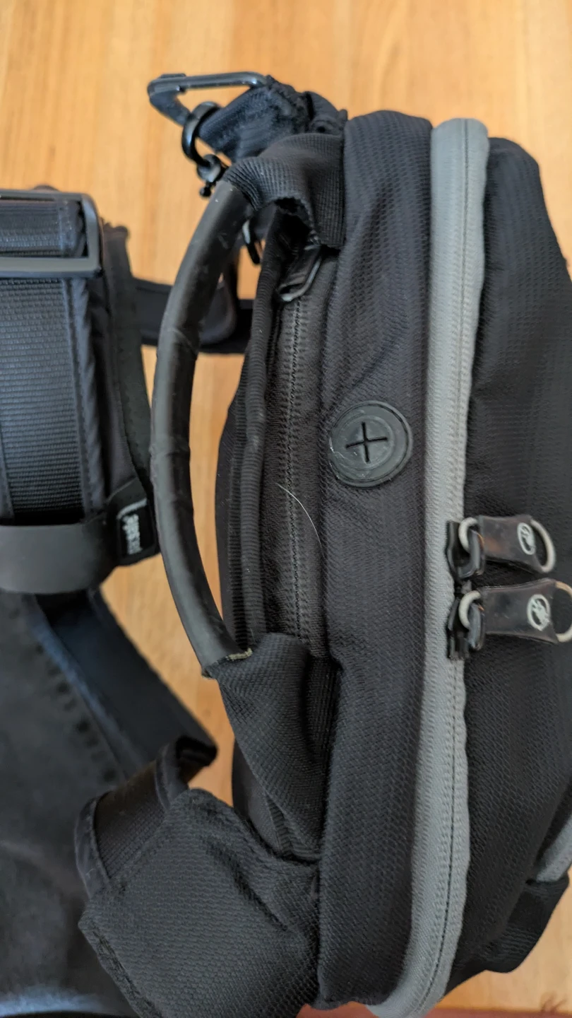 Pacsafe Black Crossbody Bag - photo 4