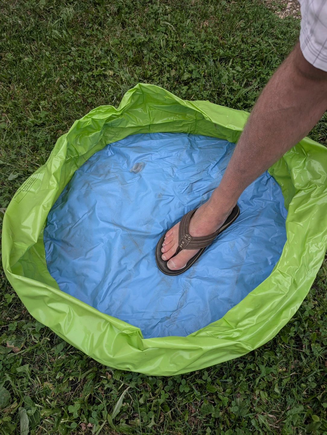 Inflatable Kiddie Pool - Green/Blue - photo 2