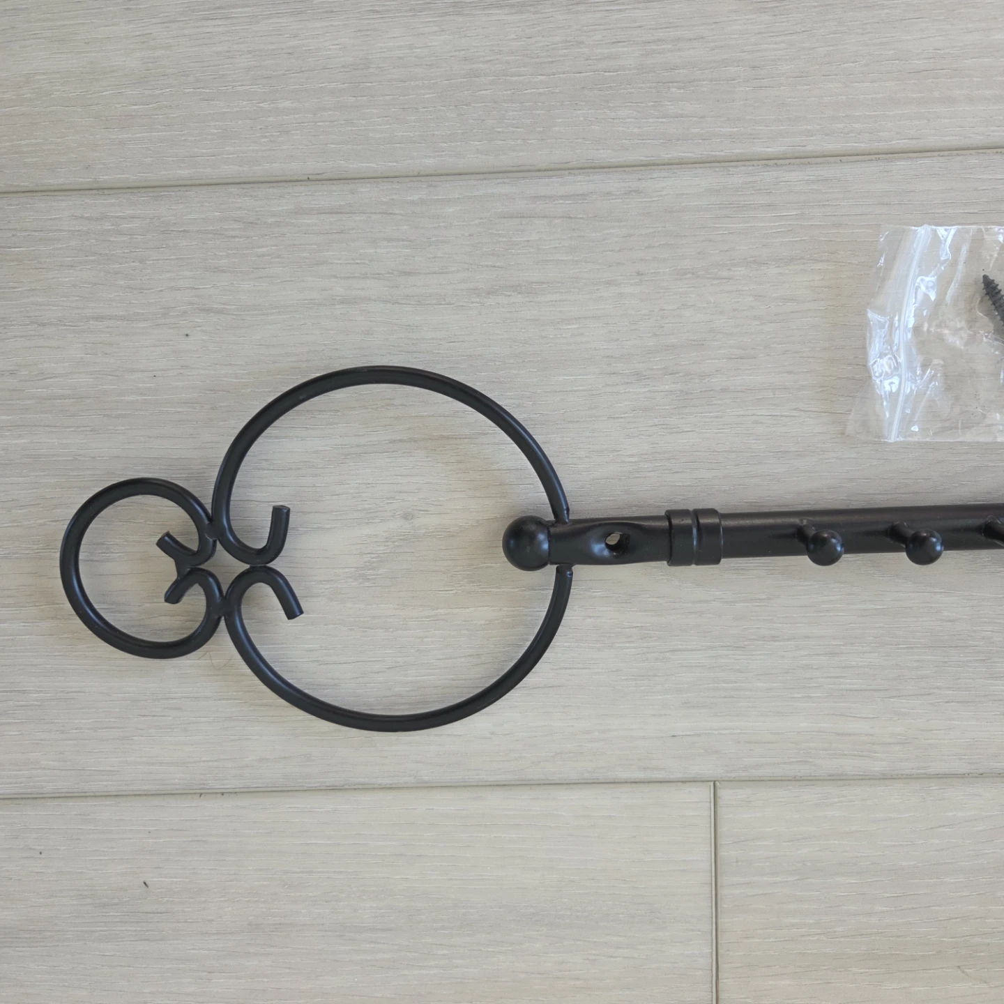 Black Key Shaped Wall Hook Rack - photo 3