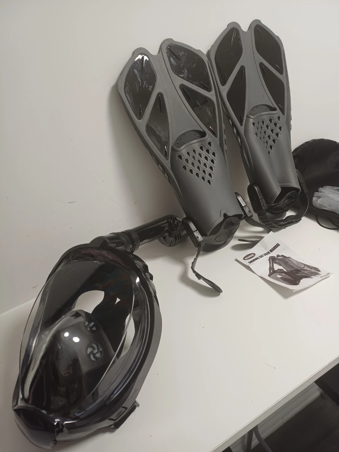 Full Face Snorkel Mask and Fins Set - photo 3