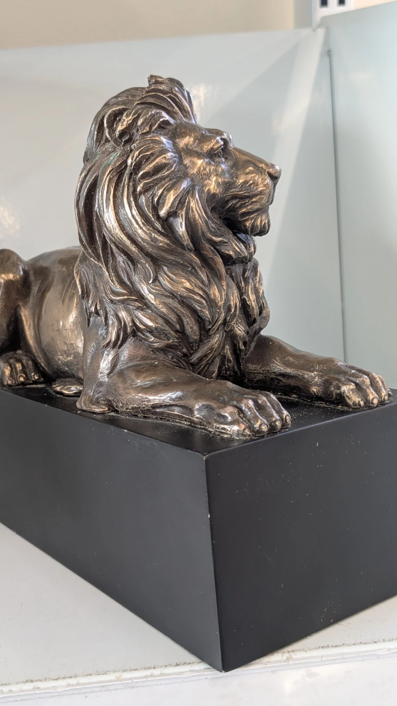 Metal lion - photo 4